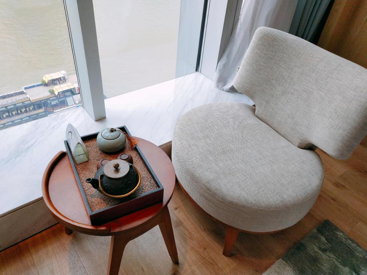 Howard Johnson Riverview Hotel Guangzhou Dış mekan fotoğraf