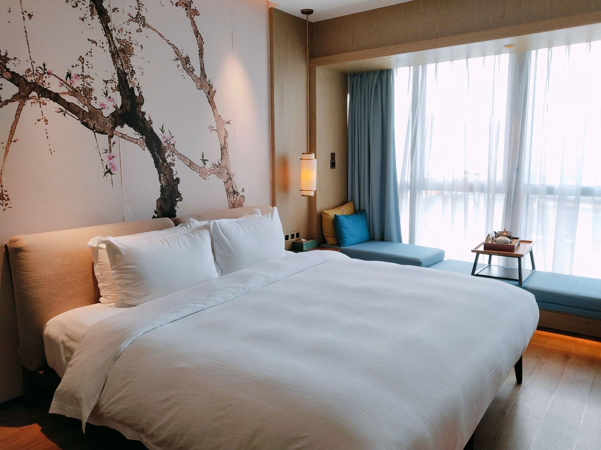 Howard Johnson Riverview Hotel Guangzhou Dış mekan fotoğraf
