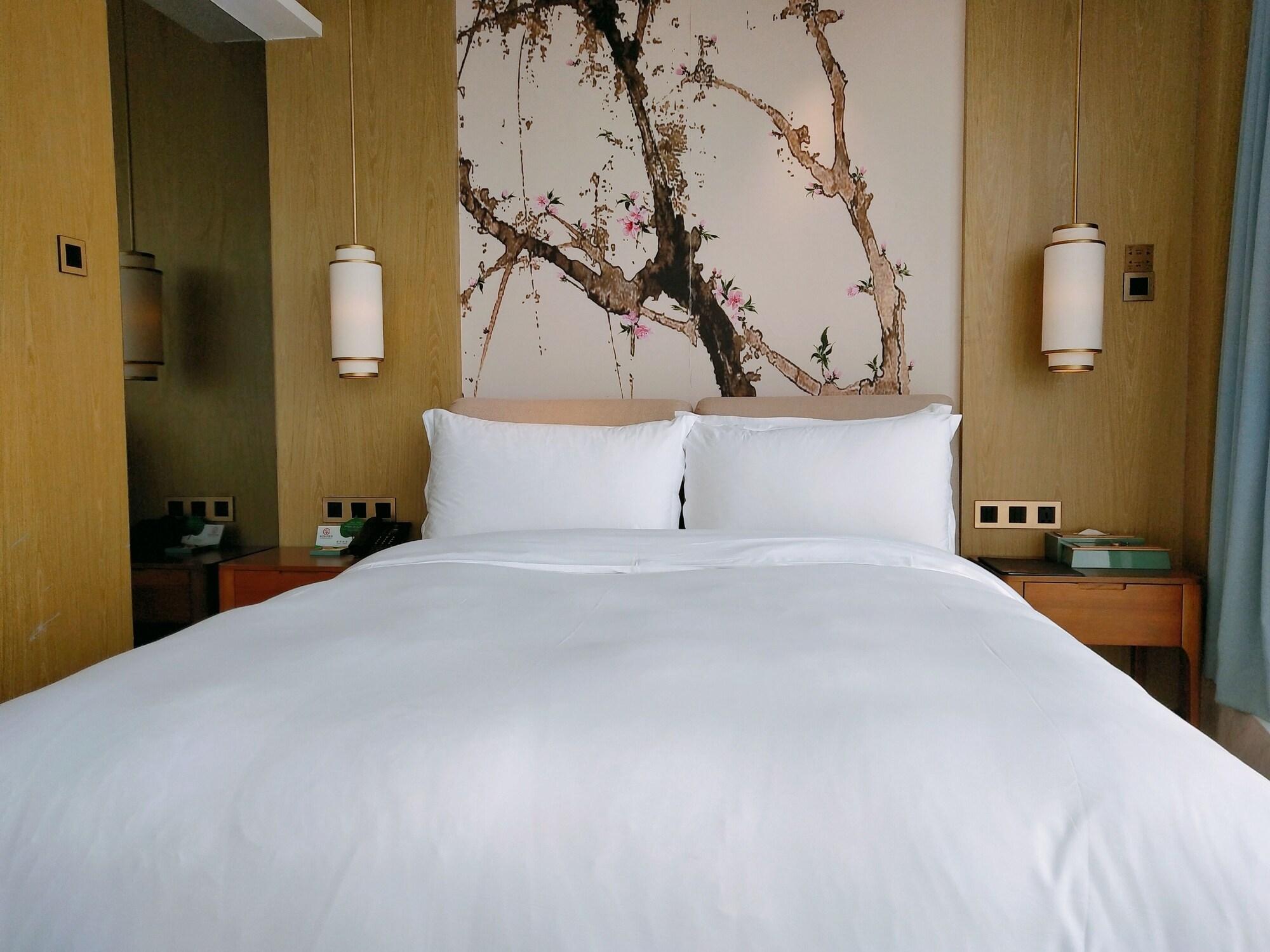 Howard Johnson Riverview Hotel Guangzhou Dış mekan fotoğraf
