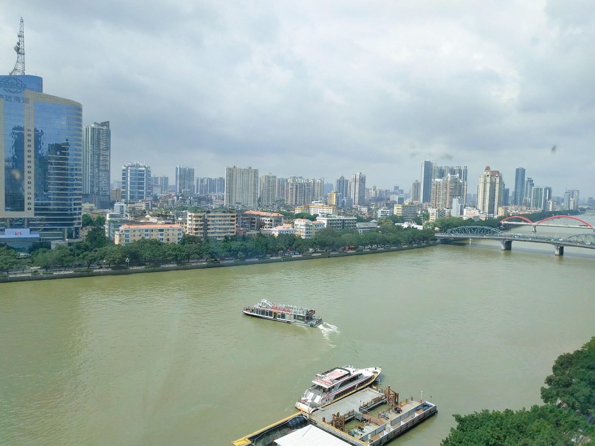 Howard Johnson Riverview Hotel Guangzhou Dış mekan fotoğraf