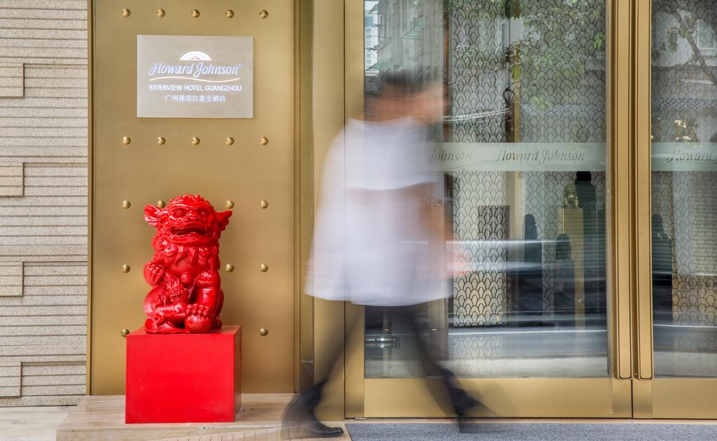 Howard Johnson Riverview Hotel Guangzhou Dış mekan fotoğraf