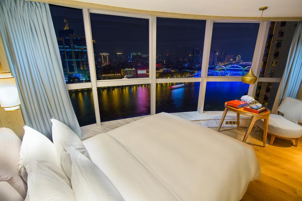 Howard Johnson Riverview Hotel Guangzhou Dış mekan fotoğraf