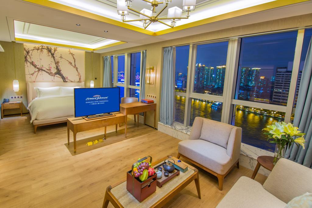 Howard Johnson Riverview Hotel Guangzhou Dış mekan fotoğraf