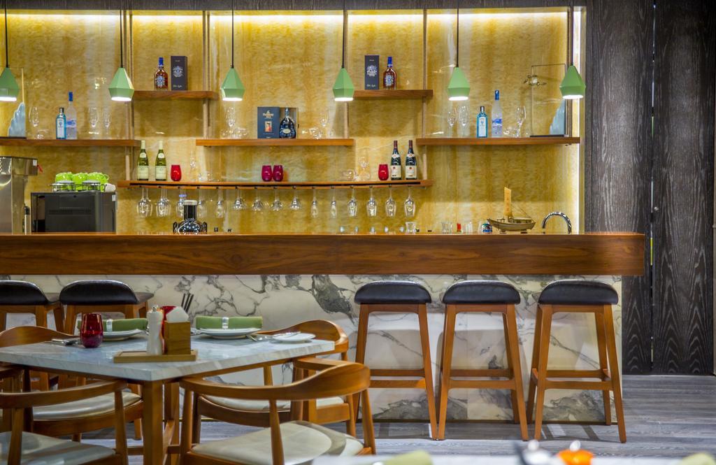 Howard Johnson Riverview Hotel Guangzhou Dış mekan fotoğraf